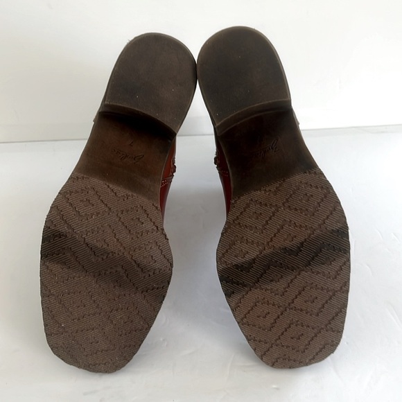 ZODIAC Claret Bootie Brown Ankle Chelsea Chunky Block Heel Boots Shoe Size 7 NEW - Picture 8 of 8